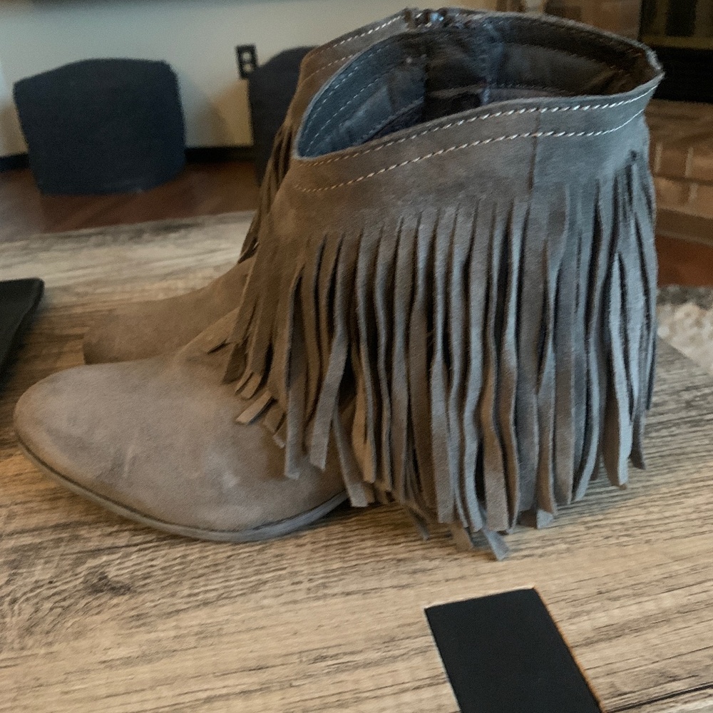 TAOS BOOTS